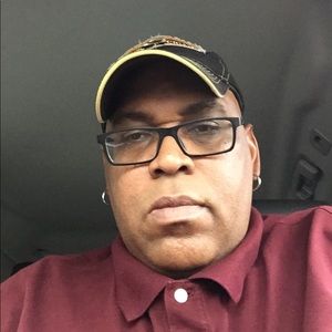 Meet your Posher, Don